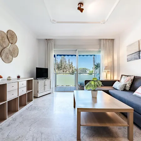 Apartmán Malagasuite Pool Paradise *