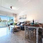 Malagasuite Pool Paradise Apartment *