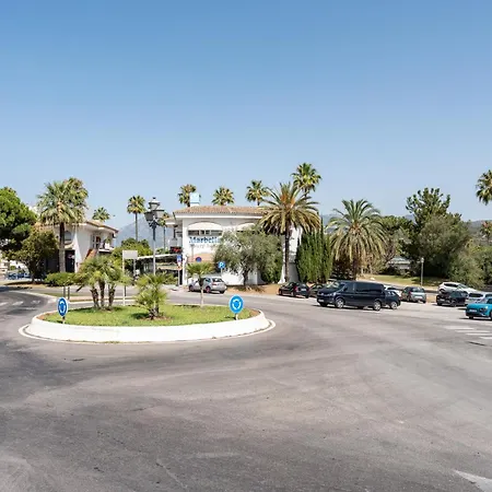 Malagasuite Pool Paradise *