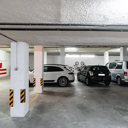 Malagasuite Pool Paradise Марбелья